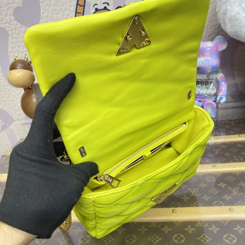 LV M24186 Louis Vuitton GO 14 MM Bag Lemon Yellow