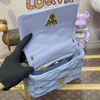 LV M24186 Louis Vuitton GO 14 MM Bag Foam Grey