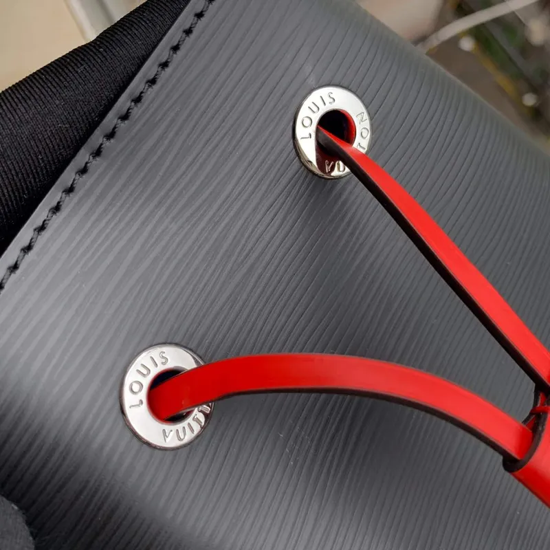 LV M54367 Louis Vuitton NéONOé BB Bucket Bag Epi leather Black