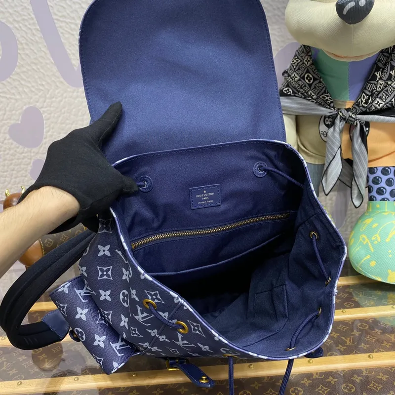 LV M46805 Louis Vuitton Christopher MM Backpack Ink Blue