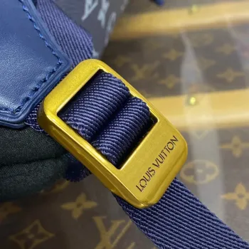 LV M46805 Louis Vuitton Christopher MM Backpack Ink Blue