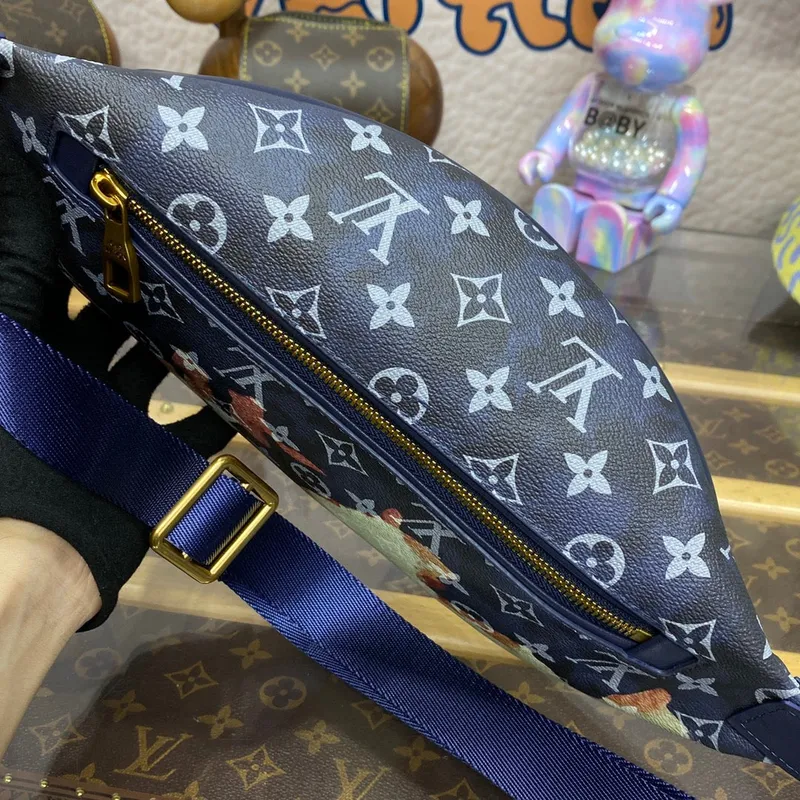 LV M23905 Louis Vuitton Discovery PM Bumbag Ink Blue