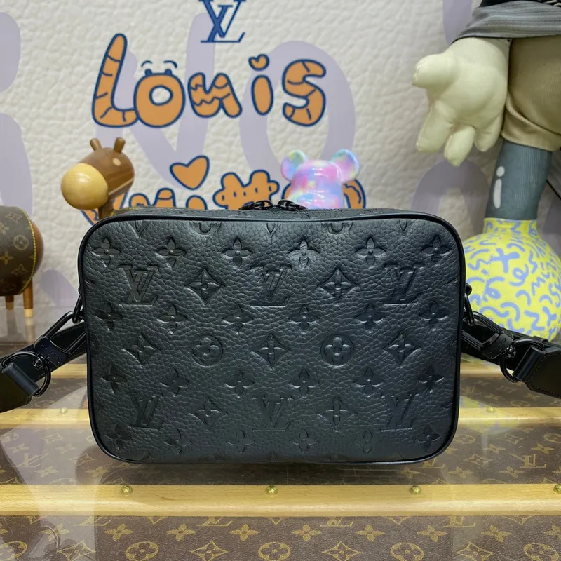 LV M23742 Louis Vuitton Steamer Messenger Bag Taurillon Monogram embossed cowhide leather