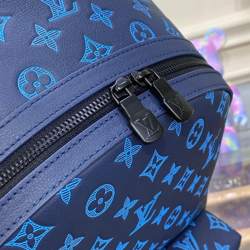 LV M46557 Louis Vuitton Discovery Backpack Blue
