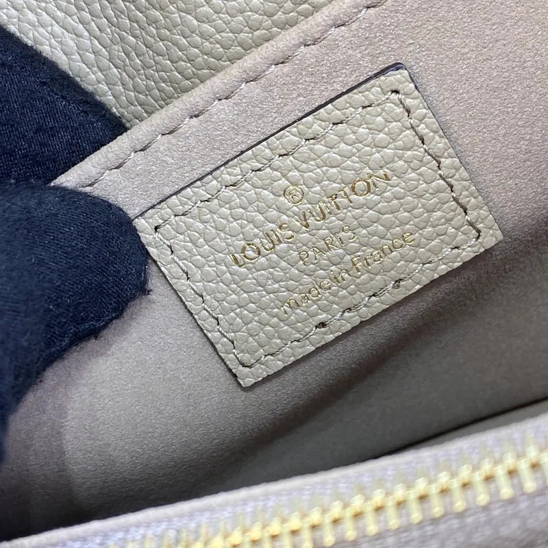 LV M23081 Louis Vuitton Pochette Métis East West bag Monogram Empreinte Leather Dove/Cream