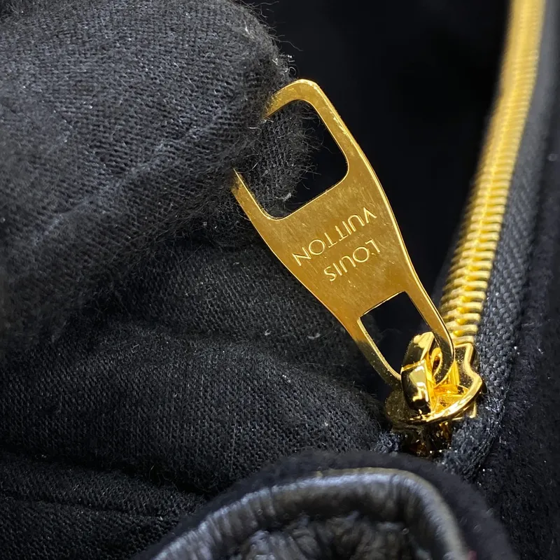 LV M46596 Louis Vuitton Pochette Métis East West bag Monogram Empreinte Leather Black/Beige