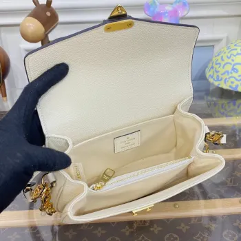 LV M22942 Louis Vuitton Pochette Métis East West bag Monogram Empreinte Leather Crème Beige