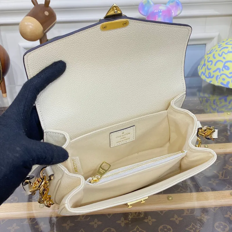 LV M22942 Louis Vuitton Pochette Métis East West bag Monogram Empreinte Leather Crème Beige