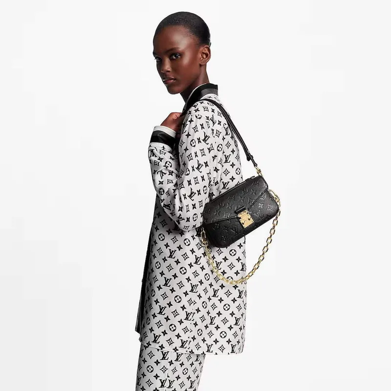 LV M46595 Louis Vuitton Pochette Métis East West bag Monogram Empreinte Leather Black