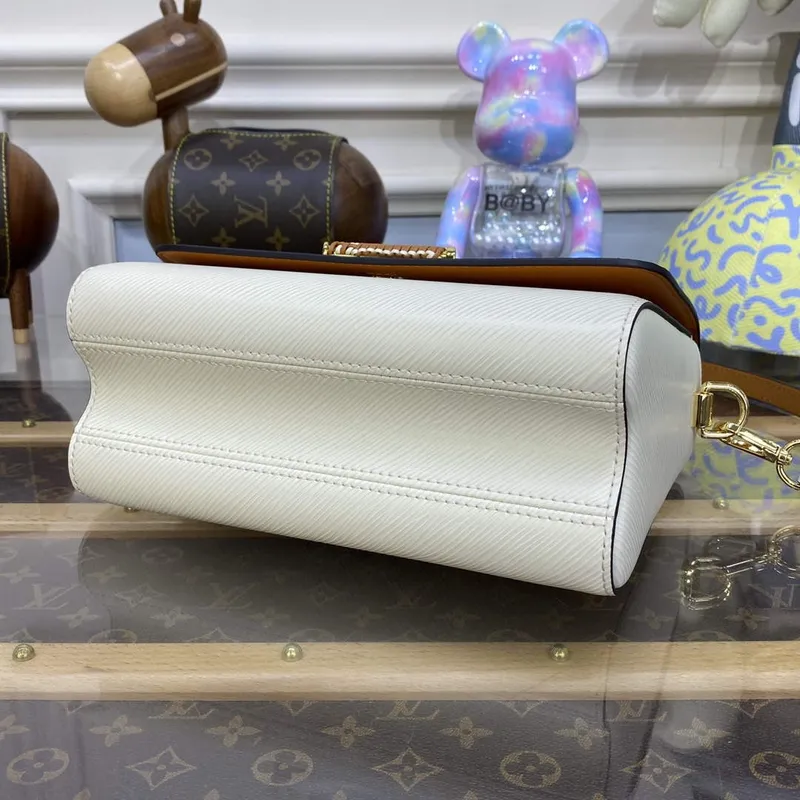 LV M22236 Louis Vuitton Twist MM Handbag Quartz