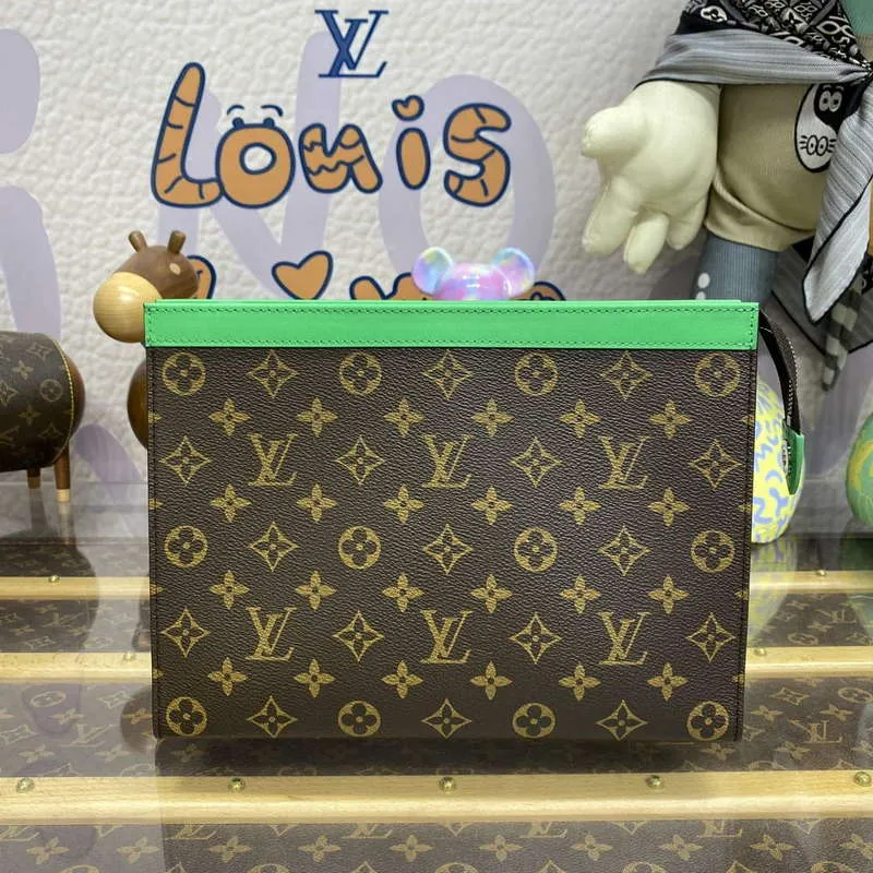 LV M82854 Louis Vuitton Pochette Voyage MM Bag Green