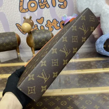 LV M82855 Louis Vuitton Pochette Voyage MM Bag Orange