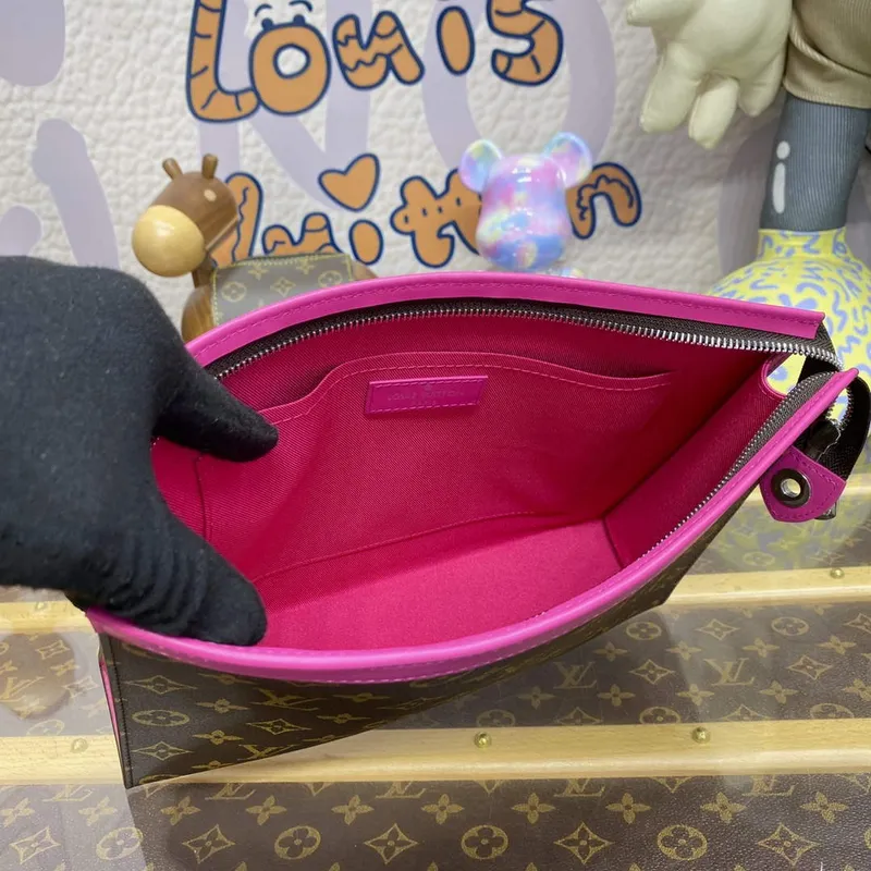 LV M82858 Louis Vuitton Pochette Voyage MM Bag Pink