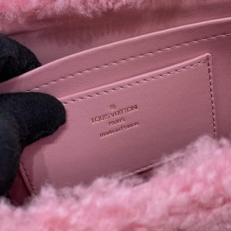 Louis Vuitton LV M21320 Twist MM Handbag Pink