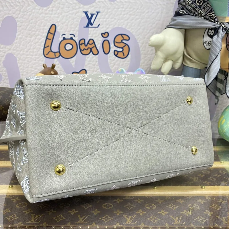 LV M23396 Louis Vuitton Carmel Hobo Bag Mahina Leather Gray