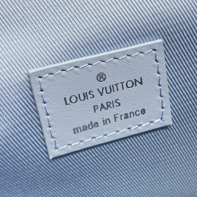 LV M82804 Louis Vuitton Fastline Wearable Wallet Cloud Blue