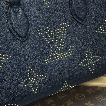 LV M46733 Louis Vuitton OnTheGo PM Handbag Black