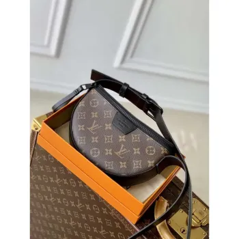 LV M23835 Louis Vuitton LV Moon Crossbody Monogram Brown