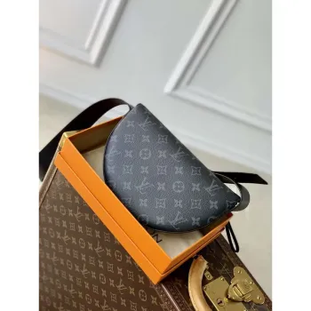 LV M23835 Louis Vuitton LV Moon Crossbody Monogram Black