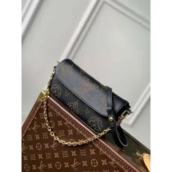 LV M82653 Louis Vuitton Ivy Wallet On Chain Black