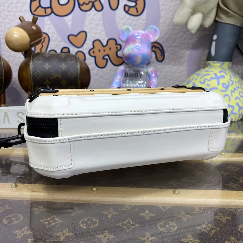 LV M21950 Louis Vuitton Future Trunk Bag White