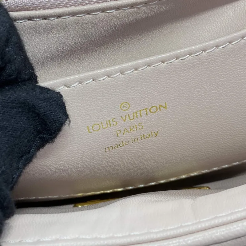 LV M23568 Louis Vuitton GO 14 MM Bag Beige/Pink