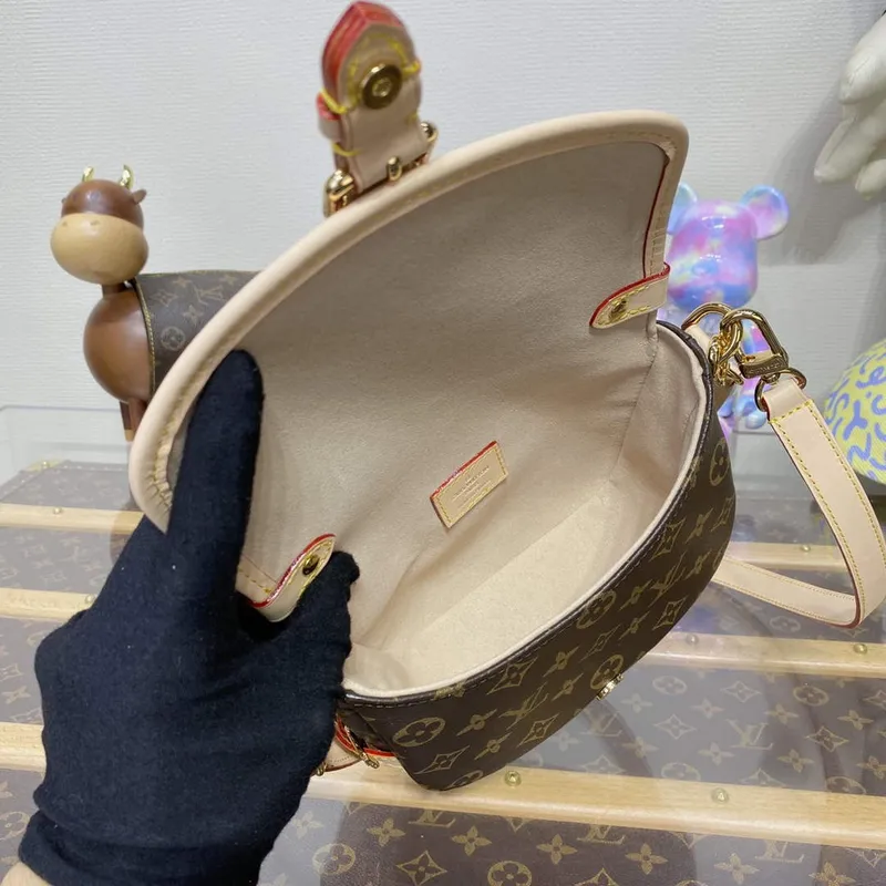 LV M46740 Louis Vuitton Saumur BB Saddle Bag Brown