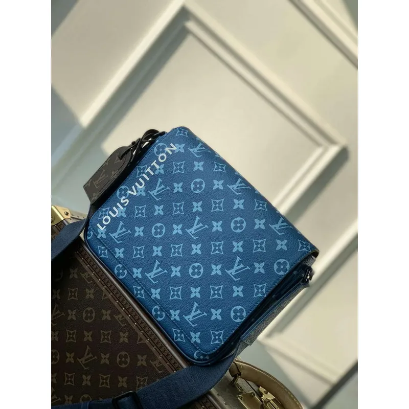 LV M23785 Louis Vuitton District PM Messenger Bag Atlantic Blue
