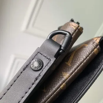 LV M82598 Louis Vuitton Pochette S Lock Brown