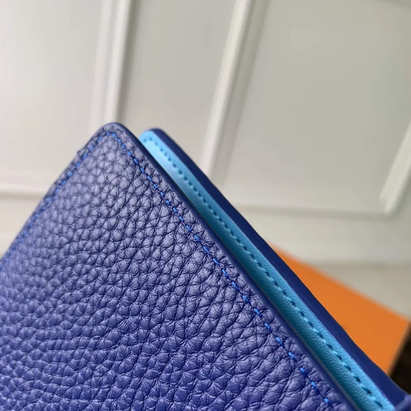 LV M82441 Louis Vuitton LV Vertical Wallet Blue