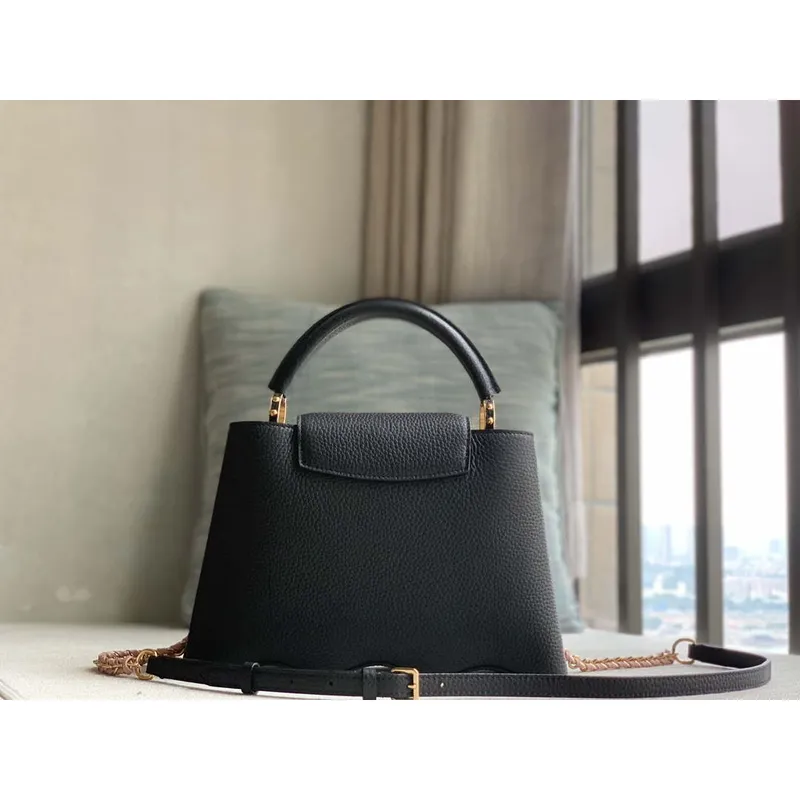 LV M22121 Louis Vuitton Capucines BB Handbag Black