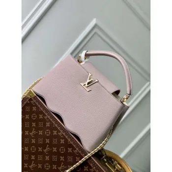 LV M22122 Louis Vuitton Capucines MM Handbag Wisteria