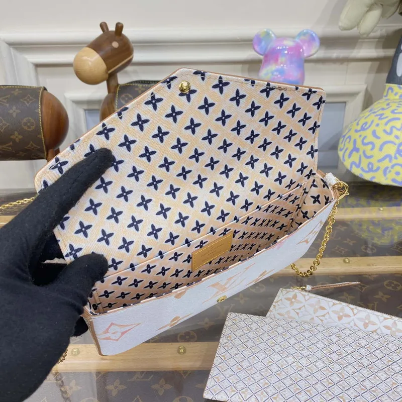 LV M82520 Louis Vuitton Felicie Pochette Monogram Empreinte Bag Beige