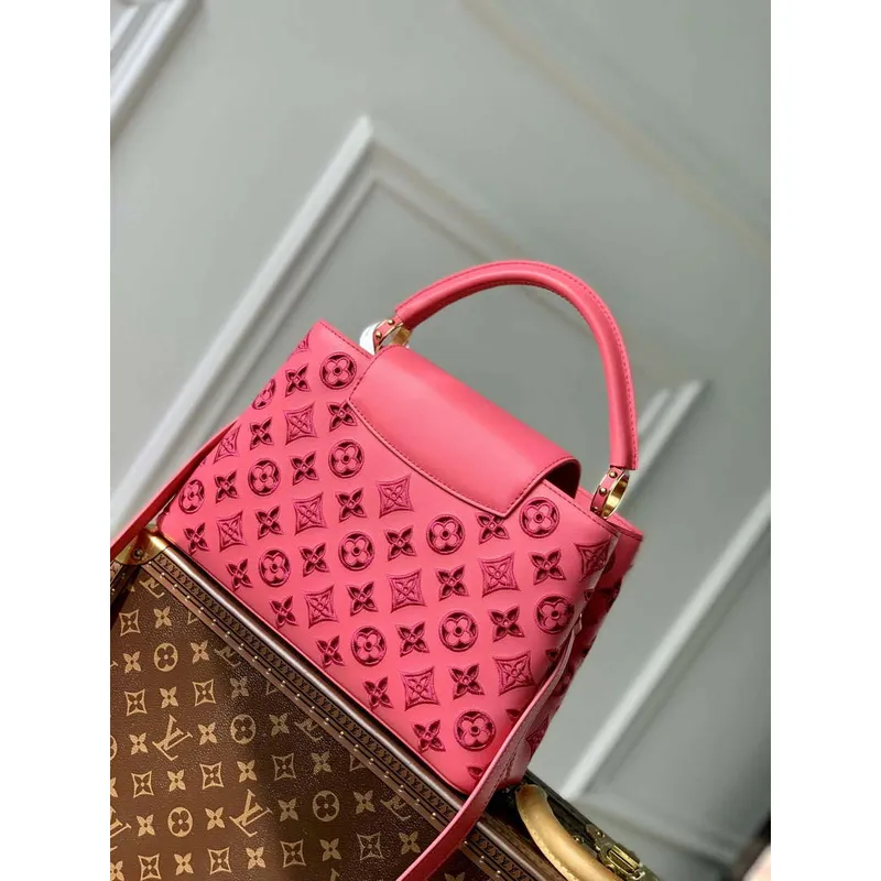 LV M22922 Louis Vuitton Capucines MM Handbag Pink