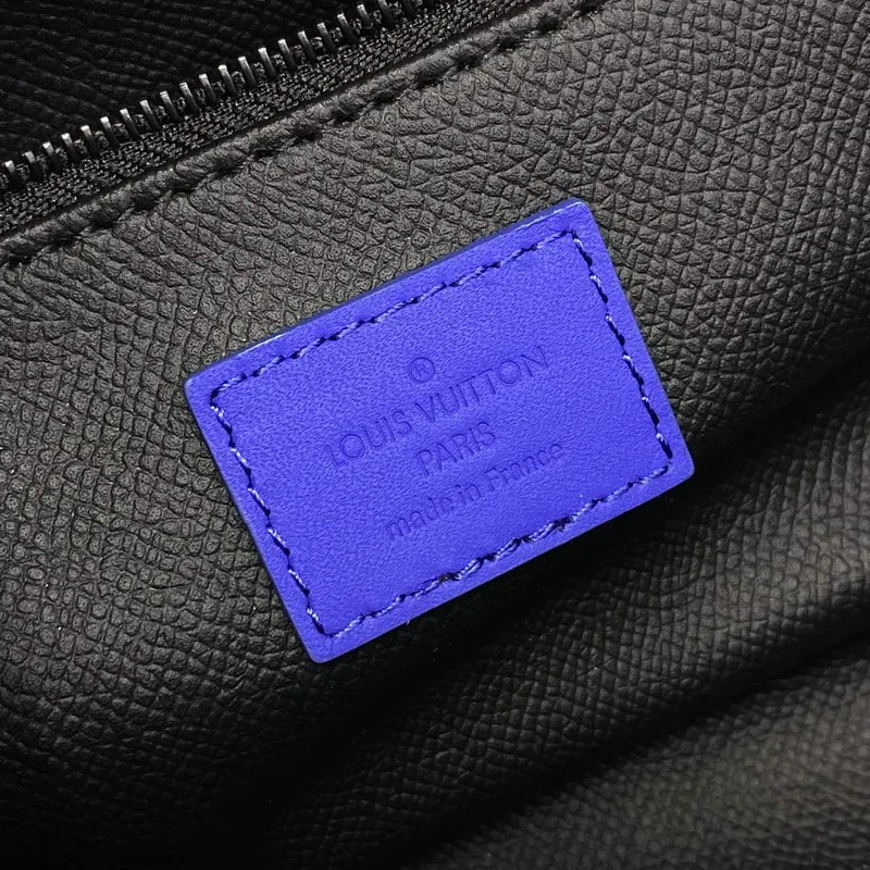 LV M82576 Louis Vuitton Dopp Kit Bag Racing Blue