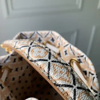 LV M82386 Louis Vuitton Nano Noé Bucket Bag Apricot