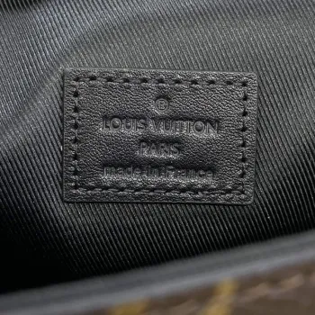 LV M82534 Louis Vuitton Steamer Wearable Wallet Radiant Sun