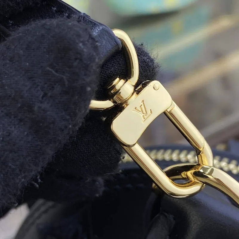 LV M22878 Louis Vuitton Alma BB Handbag Black