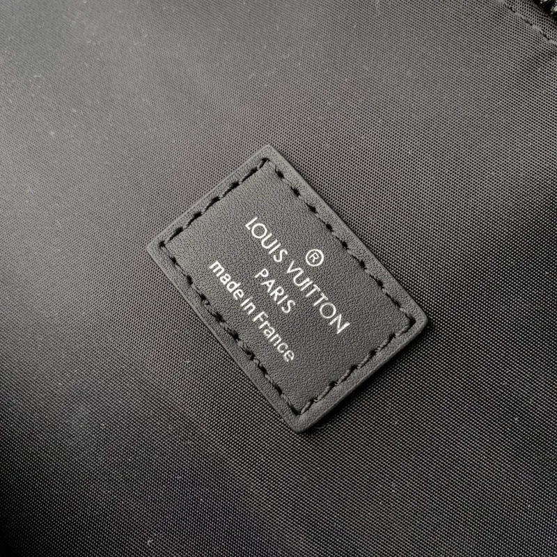 LV M22494 Louis Vuitton Comet Bumbag Black Borealis