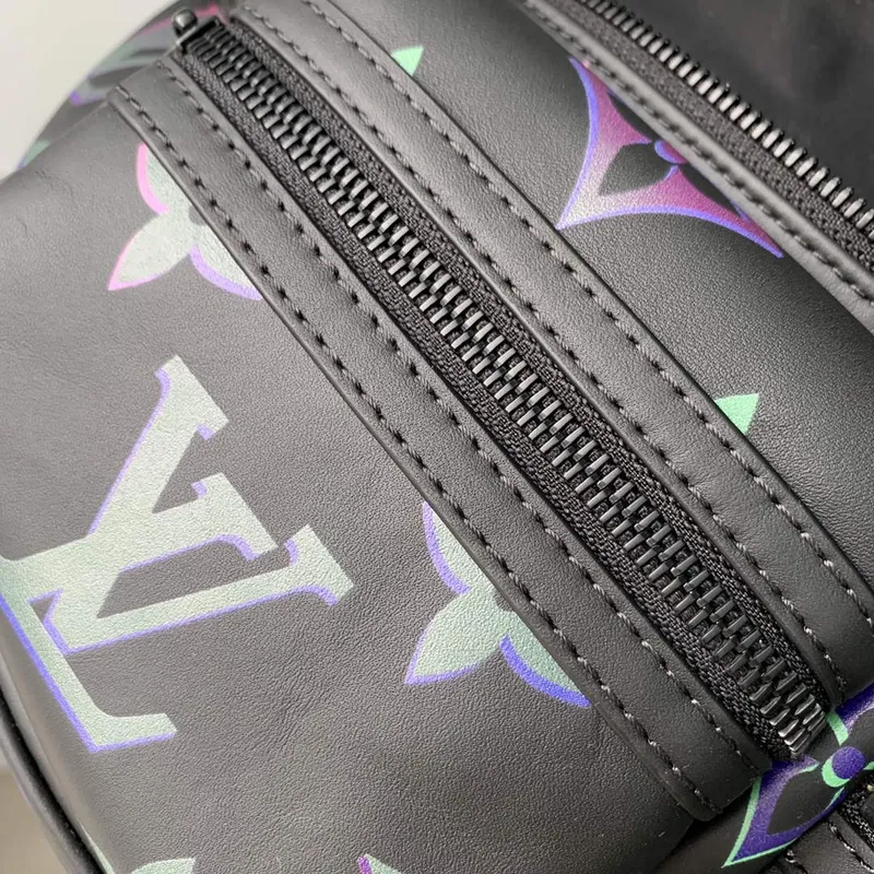 LV M22494 Louis Vuitton Comet Bumbag Black Borealis