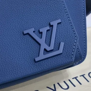 LV M57081 Louis Vuitton Takeoff Slingbag Navy blue