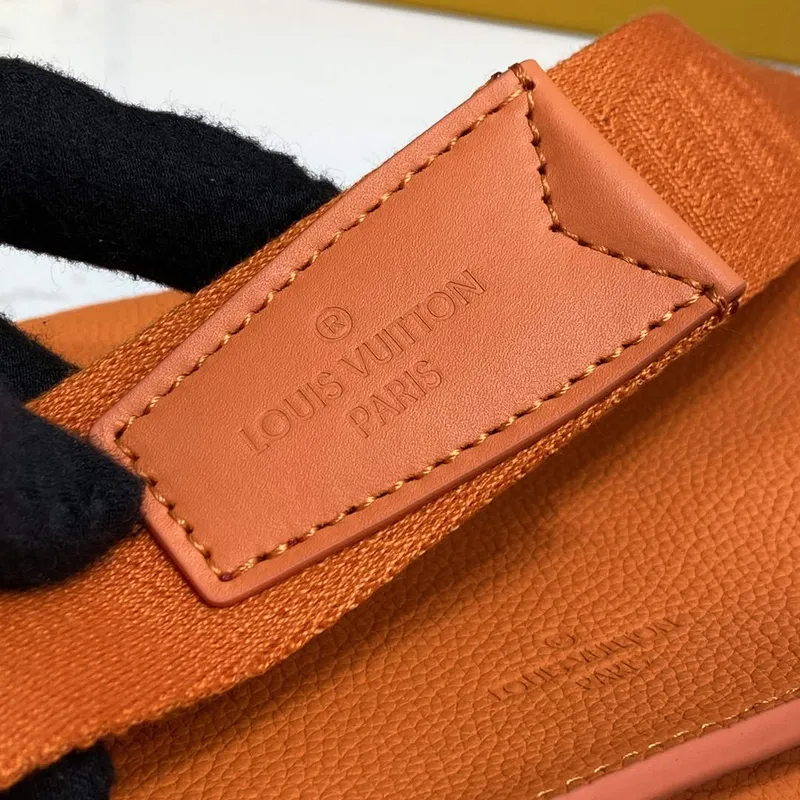 LV M57081 Louis Vuitton Takeoff Slingbag Orange