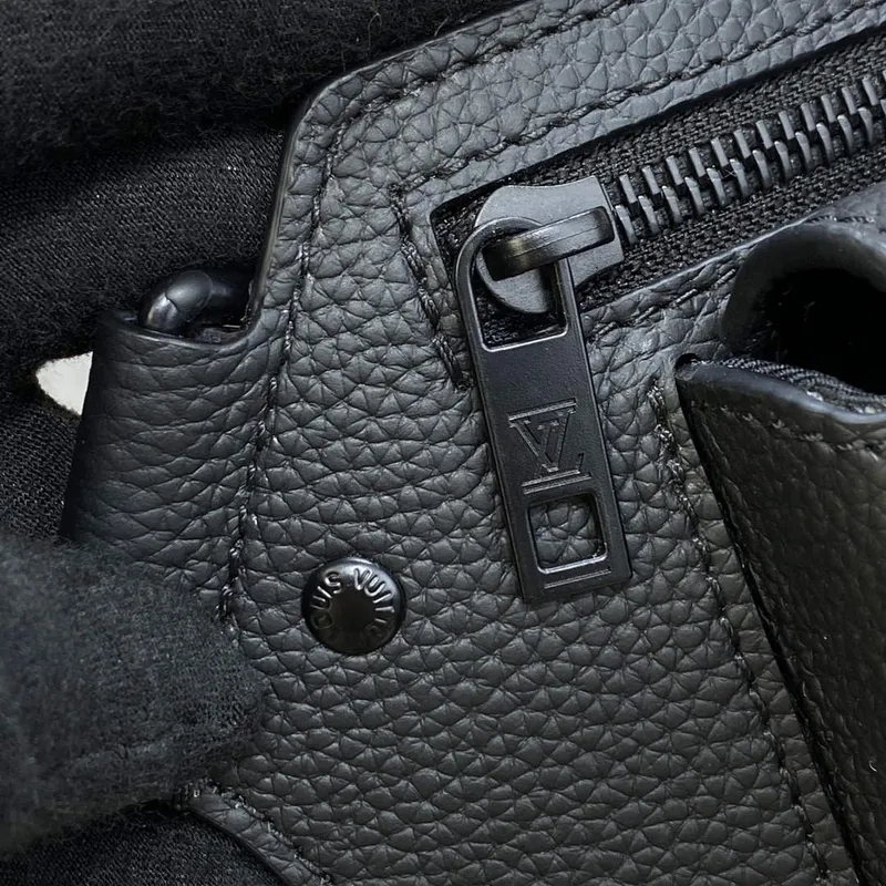 LV M57081 Louis Vuitton Takeoff Slingbag Black