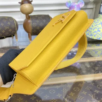 LV M22665 Louis Vuitton Takeoff Slingbag Yellow