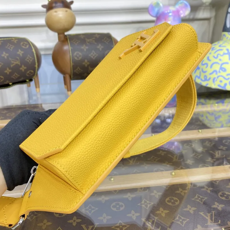LV M22665 Louis Vuitton Takeoff Slingbag Yellow