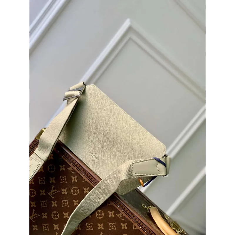 LV M22665 Louis Vuitton Takeoff Slingbag Gray