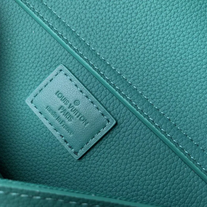 LV M22665 Louis Vuitton Takeoff Slingbag Green