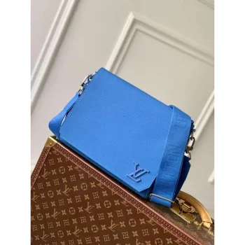 LV M22505 Louis Vuitton Takeoff Messenger Bag Blue