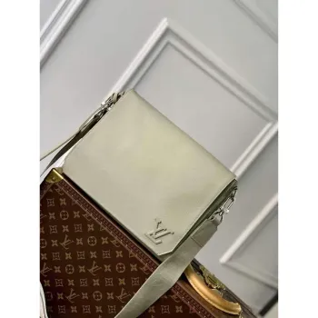 LV M22505 Louis Vuitton Takeoff Messenger Bag Sage