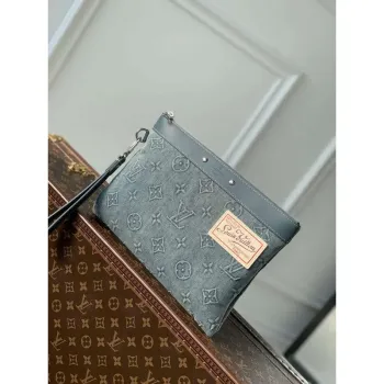 LV M82313 Louis Vuitton Pochette To Go Bag